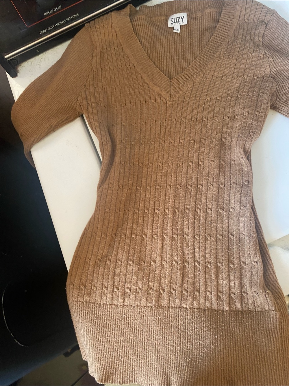 Suzy V-Neck Ribbed Knit Sweater - Camel